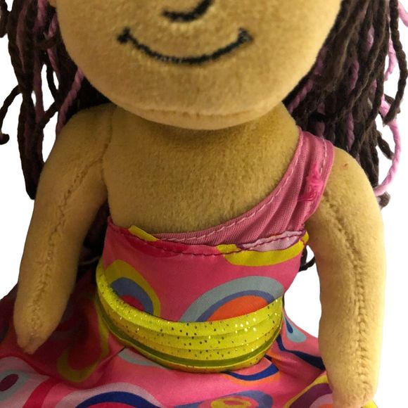 2 Groovy Girls Dolls- Gabrielle & Sesilia Blonde & Brown Plush Manhattan Toy - Picture 5 of 9